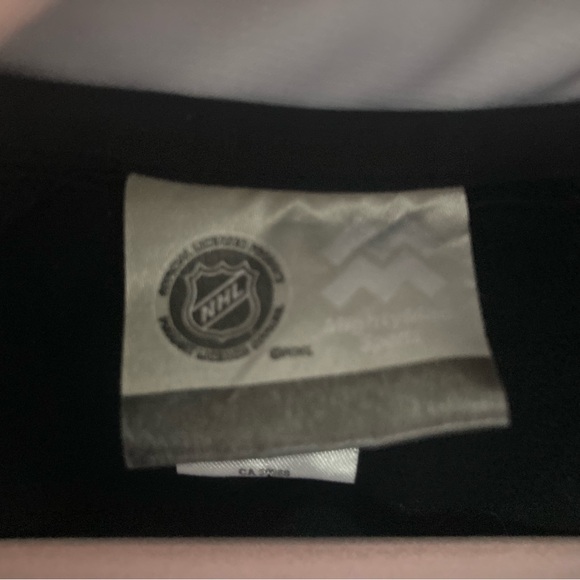 🇨🇦 NHL Ottawa Senators toddler jacket, size 2T - Picture 10 of 10